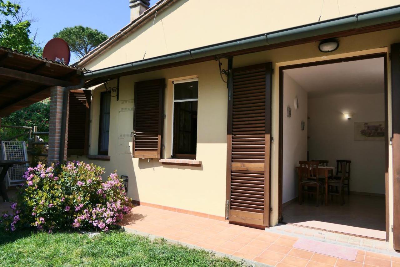 Chalet Elena In Montescudaio, Ground Floor With Fenced Garden Екстериор снимка